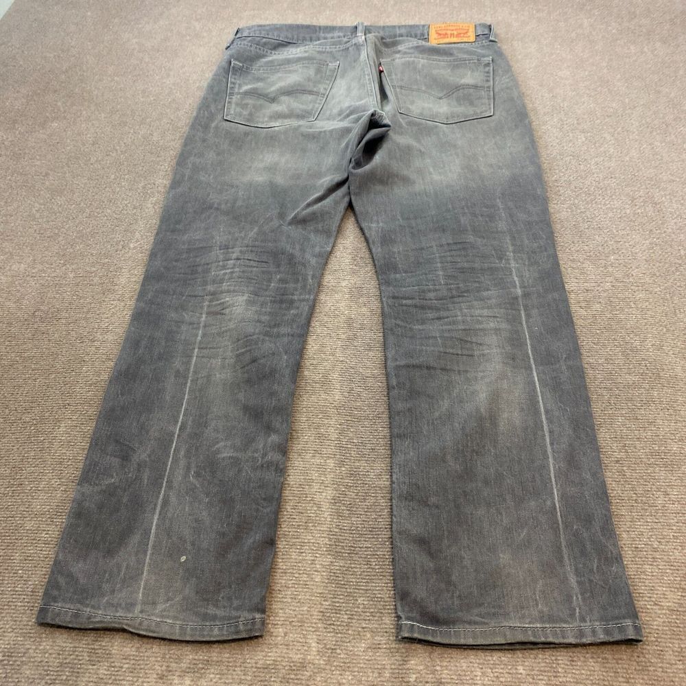 Levi's Jeans Men 36 Fits 37x31 Faded‎ Gray 541 Denim Distressed Straight Fit - Picture 2 of 16